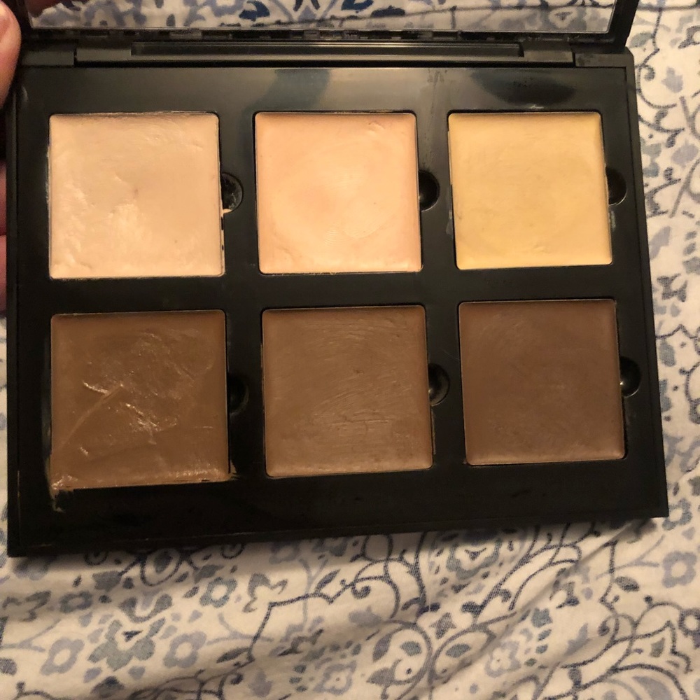 Anastasia BH ABH cream Contour Pallet In light